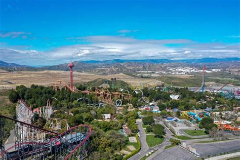 Family-Friendly Attractions on Rarget Magic Mountain Parkway in Valencia, CA